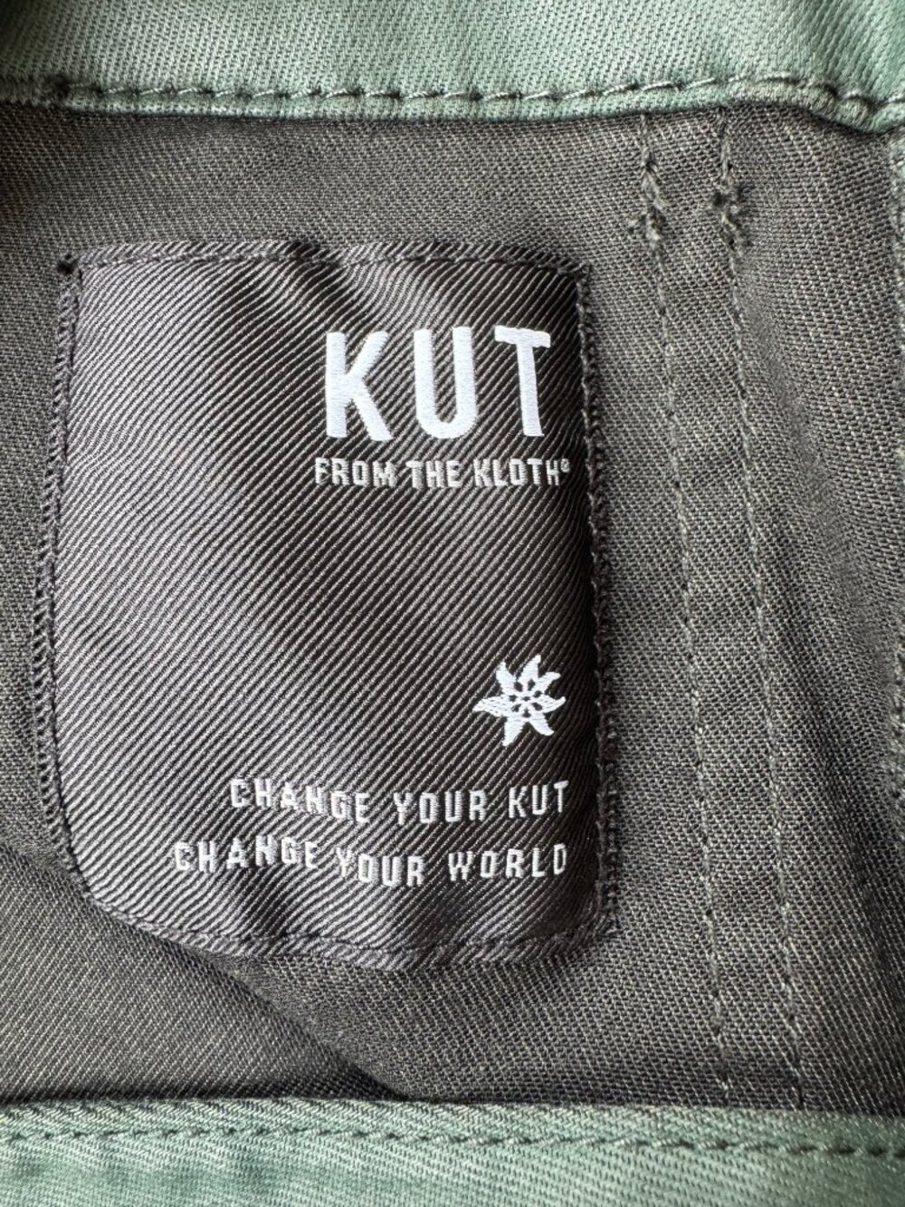 KUT from the Kloth Reese Coated Ankle Straight Pants Forest Green 4 NWT - Picture 8 of 16